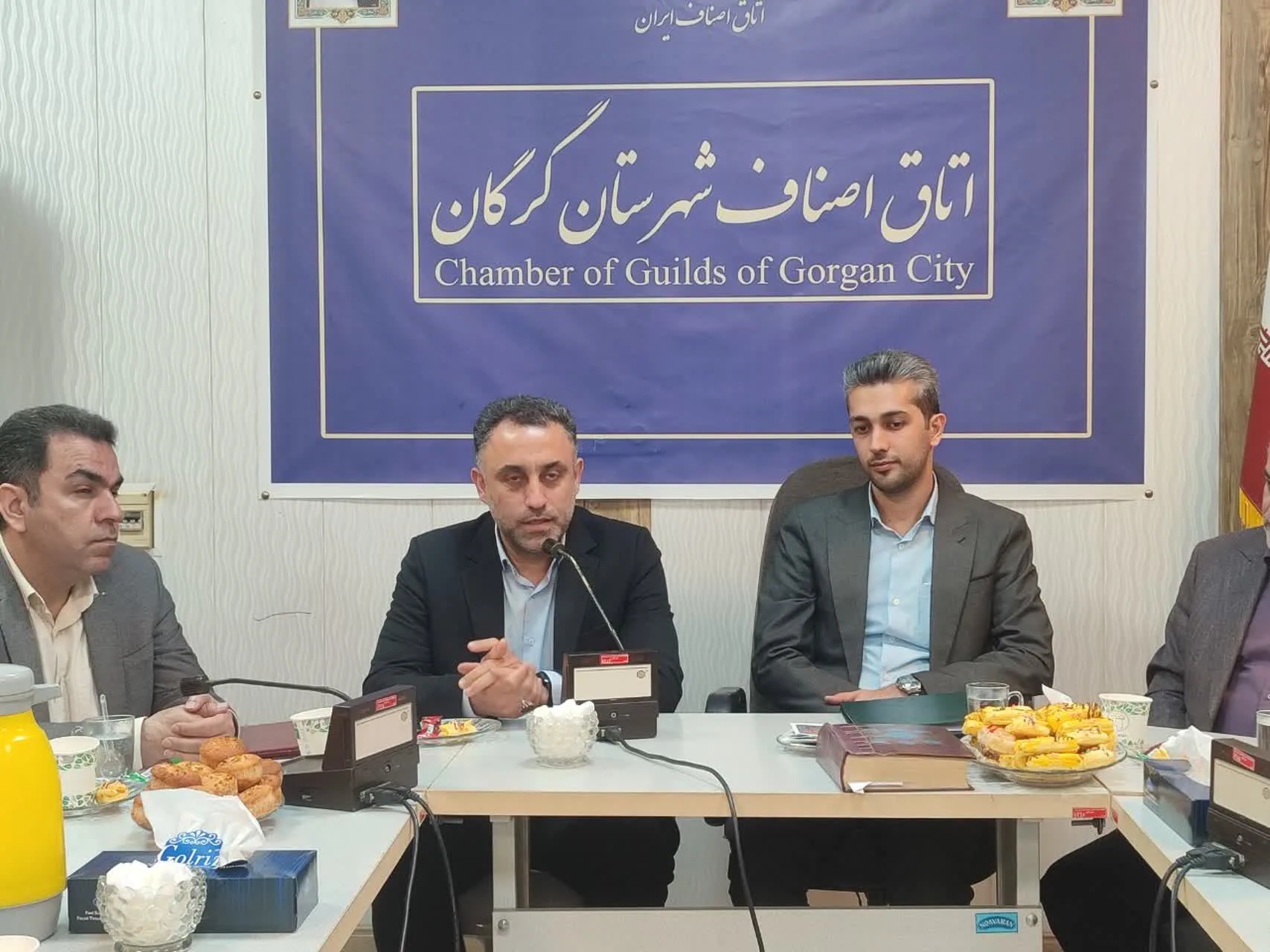 اصناف به کسب و کار خود به عنوان یک اعتقاد می نگرند